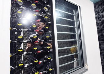 “درع ضد الضجيج” الآتي من الخارج في سنغافورة