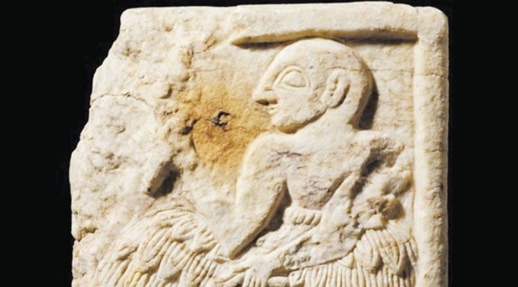 المتحف البريطاني يعيد إلى العراق لوحًا سومريًا نادرًا كان مسروقًا 1 المتحف البريطاني يعيد إلى العراق لوحًا سومريًا نادرًا كان مسروقًا