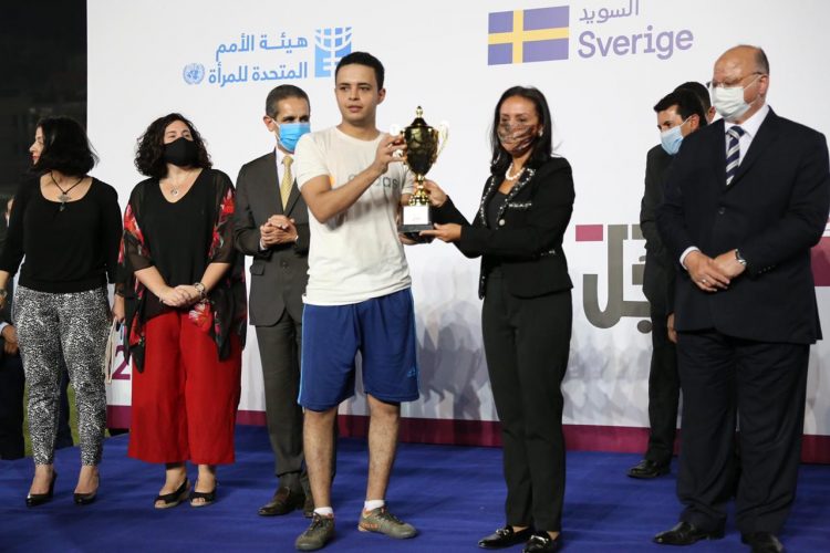 فوز فريق أسيوط بالمركز الأول في دوري “لأني رجل” للكرة الخماسية