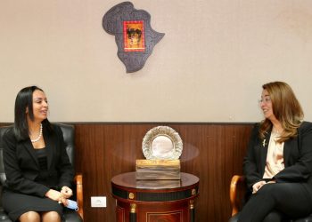 مايا مرسي وغادة والي تناقشان سبل دعم منظمة “تنمية المرأة” بعد استضافة مصر مقرها الدائم