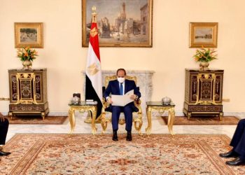 السيسي يستقبل مستشار رئيس جنوب السودان للشئون الأمنية لبحث عدد من القضايا الإقليمية