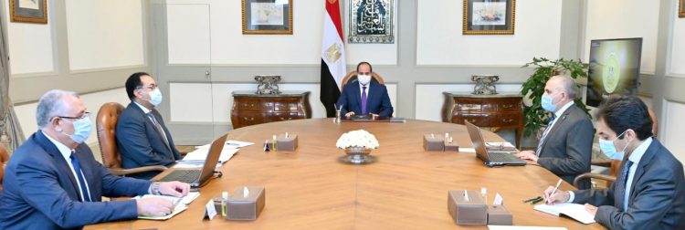 السيسي يوجه بالتوسع في تطبيق نظام الري الحديث للأراضي الزراعية ونشره على مستوى الجمهورية