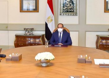 السيسي يتفقد استعدادات استضافة مصر لبطولة كأس العالم لكرة اليد في يناير المقبل