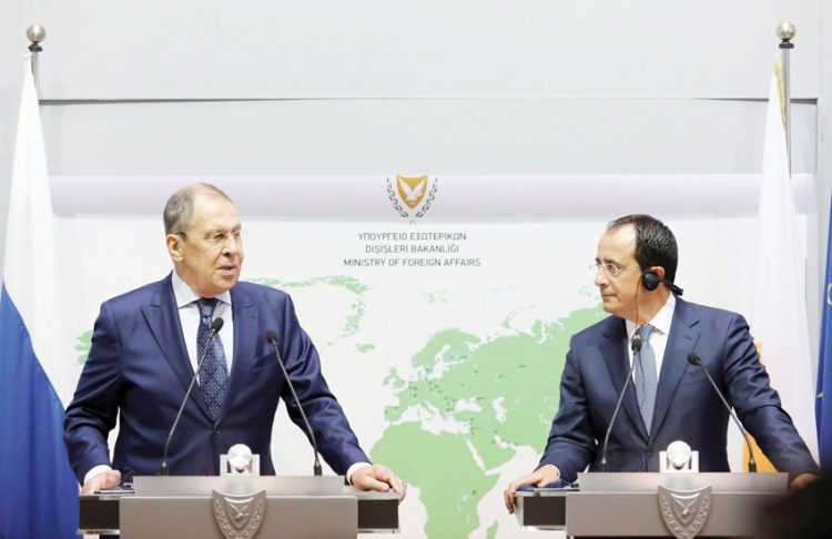 لافروف يعلن استعداد روسيا للمساعدة في تخفيف التوتر في شرق المتوسط 1 لافروف يعلن استعداد روسيا للمساعدة في تخفيف التوتر في شرق المتوسط