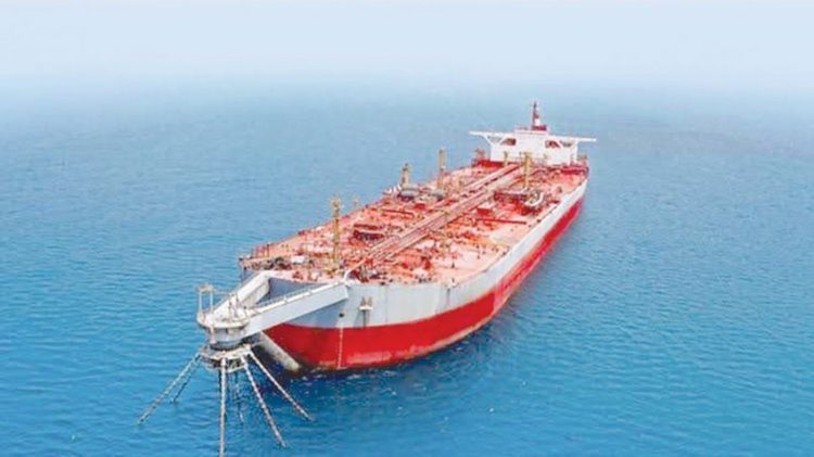 رئيس البرلمان العربي يحذر من كوارث في البحر الأحمر ويطالب بالتحرك الفوري لصيانة خزان صافر النفطي