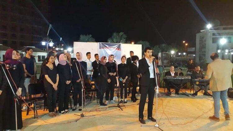 احتفالية فنية بمناسبة ذكرى انتصارات أكتوبر على المسرح الروماني بالبحيرة