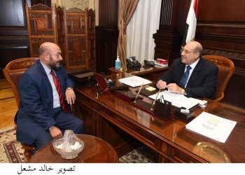 الكاتب الصحفى محمود الشاذلى يكتب : إنتبه فالتتحسس الخطى أنت فى مجلس الشيوخ