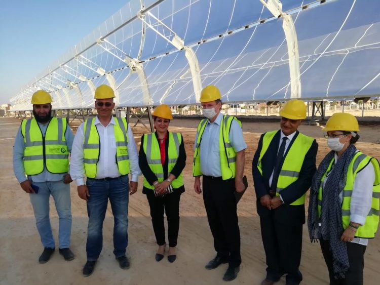 كريستيان برجر يزور محطة مُركّزات الطاقة الشمسية التابعة لأكاديمية البحث العلمي ببرج العرب
