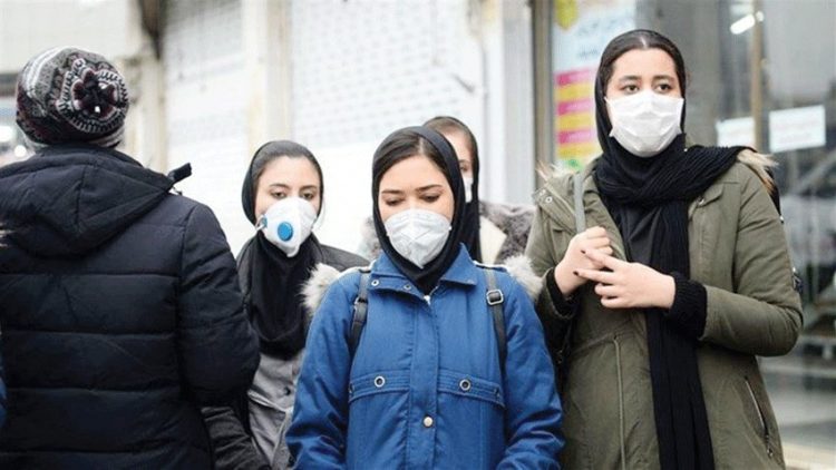 من أكثر التزاما بإجراءات الوقاية من كورونا.. النساء أم الرجال؟