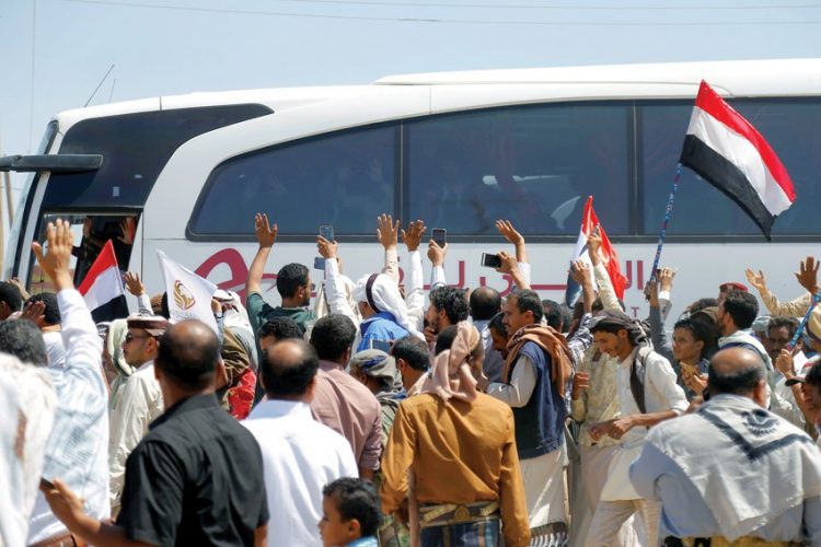 انتهاء عملية تبادل الأسرى في اليمن 1 انتهاء عملية تبادل الأسرى في اليمن