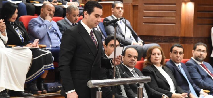 قطب يؤدى اليمين الدستوري أمام مجلس الشيوخ 1 قطب يؤدى اليمين الدستوري أمام مجلس الشيوخ