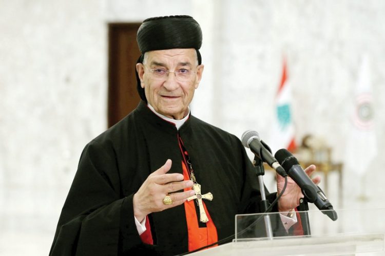 بطريرك الموارنة بلبنان يحث الساسة على عدم تعطيل محادثات تشكيل الحكومة