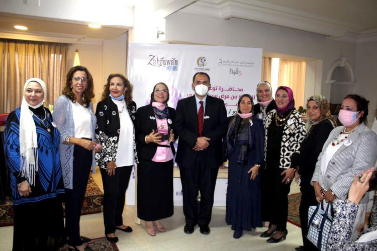 الشهر العالمي لسرطان الثدي: توعية أكثر من 70 سيدة بمقر المجلس القومي للمرأة فرع القاهرة