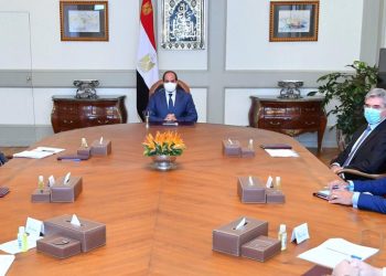 السيسي يطلع على الموقف التنفيذي لمشروعات شركة “سيمنز” الألمانية في مصر