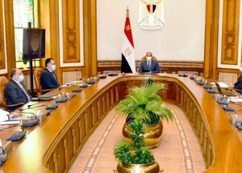 السيسي يُوجه بتوفير مواد الانتاج لمدينة دمياط للأثاث لتصبح مركزا متكاملا لصناعة الموبيليا
