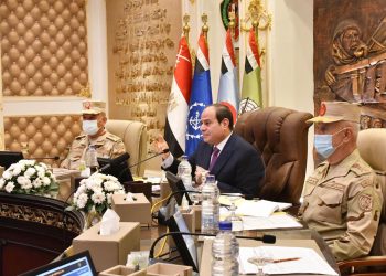 السيسي: ما تواجهه مصر من تحديات يتطلب إعداد أجيال على أعلى درجات الوعي بقضايا أمتها