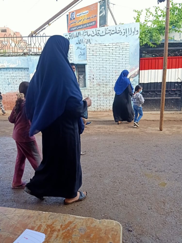 مايا مرسي تشيد بتصدر السيدات المشهد الانتخابي لبرلمان 2020 1 عمليات مستقبل وطن: إقبال كثيف وطوابير على اللجان الانتخابية بكفر الشيخ