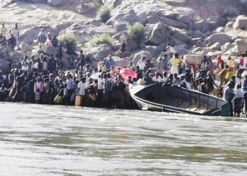 صاروخان يستهدفان مطارين في إثيوبيا مع اتساع نطاق الصراع