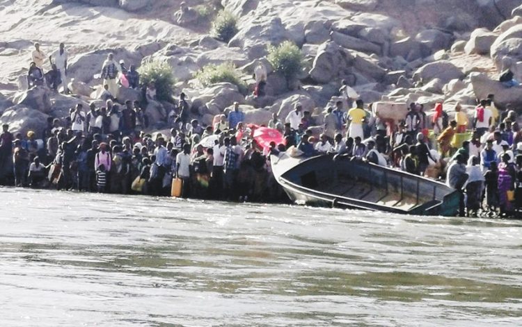 صاروخان يستهدفان مطارين في إثيوبيا مع اتساع نطاق الصراع