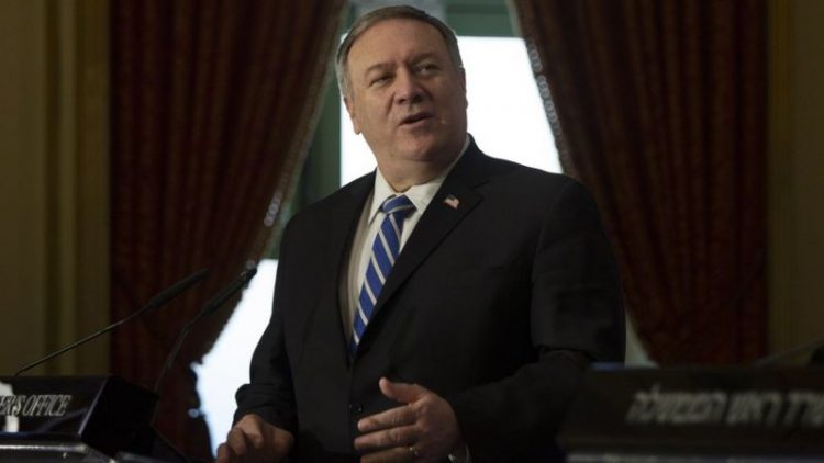 وزير الخارجية الأمريكي يقوم بزيارة غير مسبوقة لمستوطنة بسجوت الإسرائيلية بالضفة الغربية المحتلة 1 وزير الخارجية الأمريكي يقوم بزيارة غير مسبوقة لمستوطنة بسجوت الإسرائيلية بالضفة الغربية المحتلة