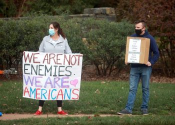 ترامب متمسك بمسعاه لإلغاء نتيجة الانتخابات رغم خسارته دعوى في نبسلفانيا