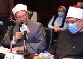 دار الإفتاء: الملتزم بارتداء الكمامة له الثواب ودرء المفاسد مقدم على جلب المصالح