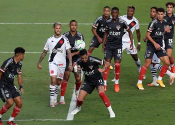 ساوباولو يقترب أكثر من صدارة الدوري البرازيلي لكرة القدم