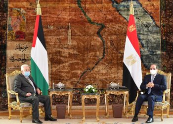 بسام راضي: السيسي يستقبل محمود عباس ويشدد على دعم مصر للقضية الفلسطينية