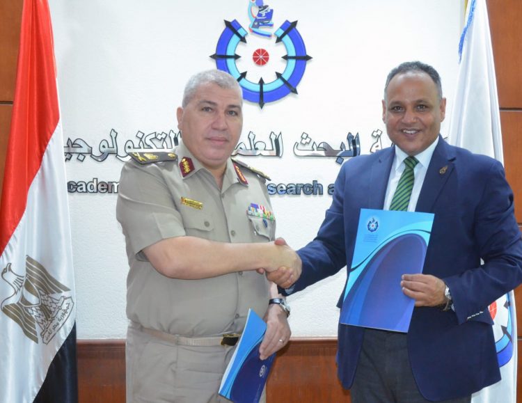 أكاديمية البحث العلمي وجهاز مشروعات الخدمة الوطنية يتعاونان لتبادل الخبرات الفنية والصناعية