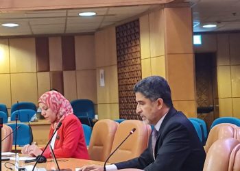 د. المنظري: اللقاح ليس الحل السحري لإنهاء هذه الجائحة حتى يحصل الجميع عليه