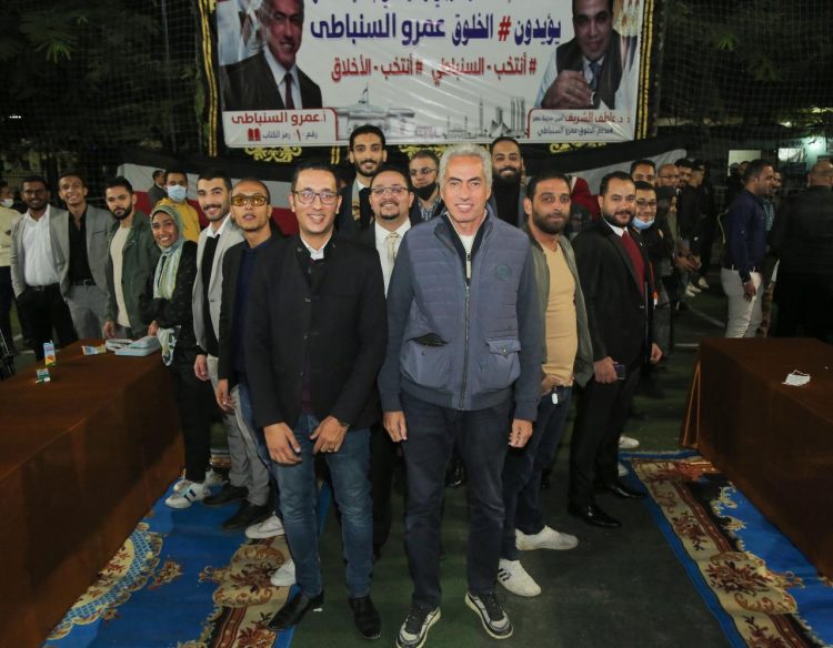 السلاب وشكري يدعمان عمرو السنباطي في جولة الإعادة 1 السلاب وشكري يدعمان عمرو السنباطي في جولة الإعادة