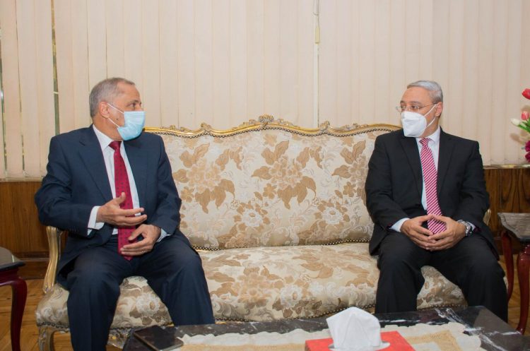 رئيس جامعة طنطا يستقبل الرئيس التنفيذي لوكالة الفضاء المصرية 1 رئيس جامعة طنطا يستقبل الرئيس التنفيذي لوكالة الفضاء المصرية