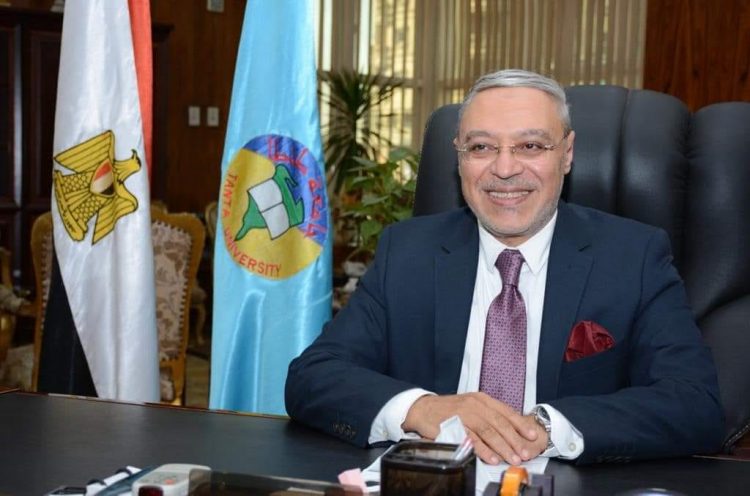 رئيس التحرير يهنىء الدكتور محمود زكى رئيس جامعة طنطا الجديد 1 رئيس التحرير يهنىء الدكتور محمود زكى رئيس جامعة طنطا الجديد