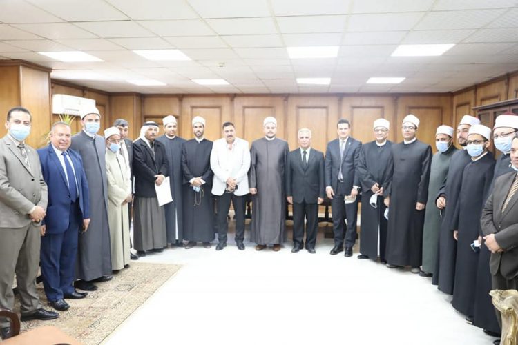 نشاط مكثف لأعضاء مركز الأزهر العالمي للفتوى الإلكترونية بشمال سيناء..و جامعة العريش تحتفي بهم 1 نشاط مكثف لأعضاء مركز الأزهر العالمي للفتوى الإلكترونية بشمال سيناء..و جامعة العريش تحتفي بهم