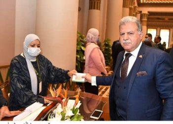 تهنئة للنائب الدكتور عبد المنعم شهاب لتسلمه كارنيه عضوية مجلس النواب