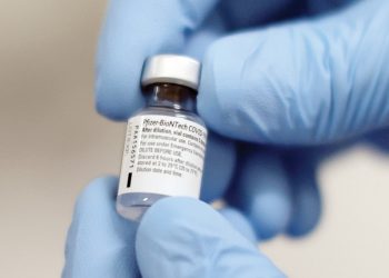 السعودية توافق على لقاح فايزر-بايونتيك المضاد لكورونا