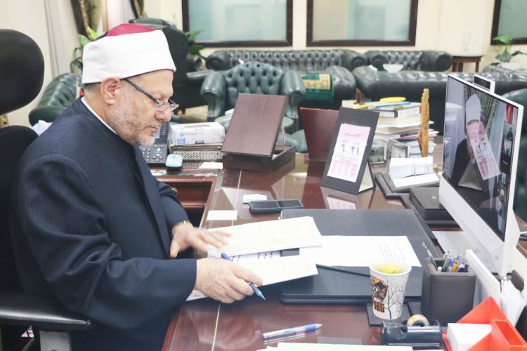 مفتي الجمهورية يدين اعتداءات قوات الاحتلال على قبور الصحابة والشهداء العرب بالقدس الشريف 1 مفتي الجمهورية يدين اعتداءات قوات الاحتلال على قبور الصحابة والشهداء العرب بالقدس الشريف