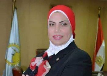 غادة كامل تحتفي باليوم العالمي للغة العربية في صالونها الثقافي