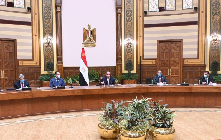 السيسي يُوجه بتخطي الإطار الإداري والبيروقراطي التقليدي تجاه التعاون المثمر مع العراق