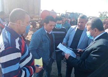 الغربية تستلم ٣ سيارات نقل حمولة ٤٠ طن ضمن خطة تطوير مصنع دفرة