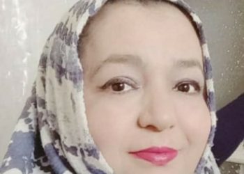 عائشة زاهر تكتب: شموس وأقمار