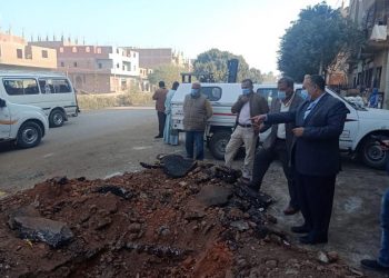 محافظ أسيوط يوجه بسرعة اصلاح هبوط أرضي بطريق مير – الدير بالقوصية 