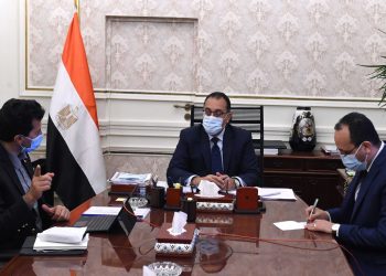 رئيس الوزراء يتابع استعدادات تنظيم بطولة العالم لكرة اليد للرجال