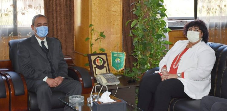 وزيرة الثقافة : نشاط الثقافة فى مختلف أرجاء مصر يعمل على نشر التنوير وترسيخ الهوية