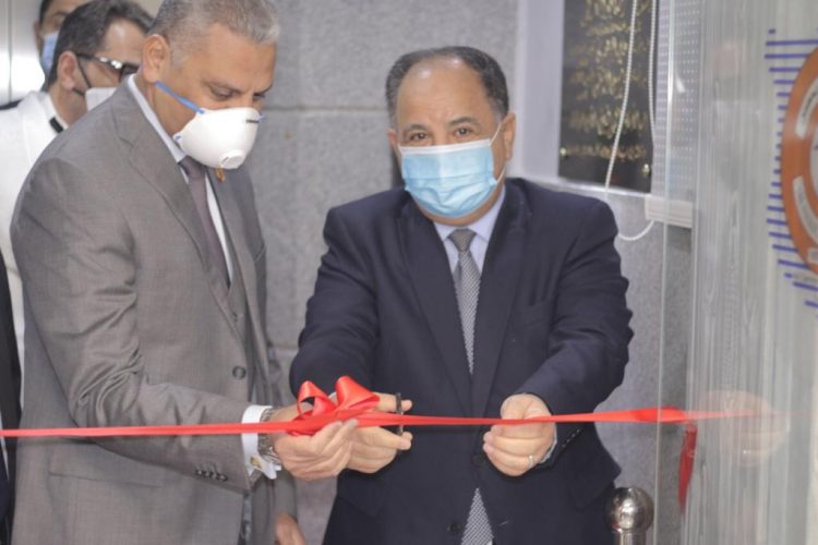 وزير المالية : الحكومة تراهن على دور أكبر لقطاع التأمين الصحي في دعم مسيرة التنمية 1 وزير المالية : الحكومة تراهن على دور أكبر لقطاع التأمين الصحي في دعم مسيرة التنمية