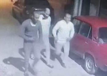 مصادر : حبس ضابط و4 أفراد شرطة على خلفية هروب 3 مساجين