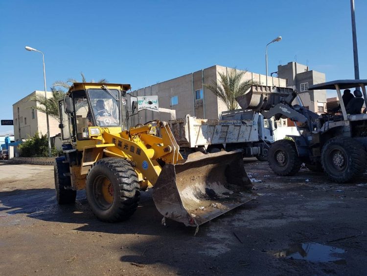 رئيس جهاز مدينة دمياط الجديدة يقود حملة لرفع الإشغالات وإزالة المخالفات بالمنطقة الصناعية 1 رئيس جهاز مدينة دمياط الجديدة يقود حملة لرفع الإشغالات وإزالة المخالفات بالمنطقة الصناعية