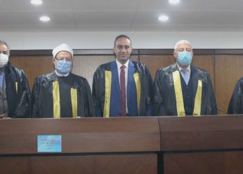 أحمد رجب أبو العزم ينال درجة الدكتوراه من جامعة حلوان بتقدير امتياز