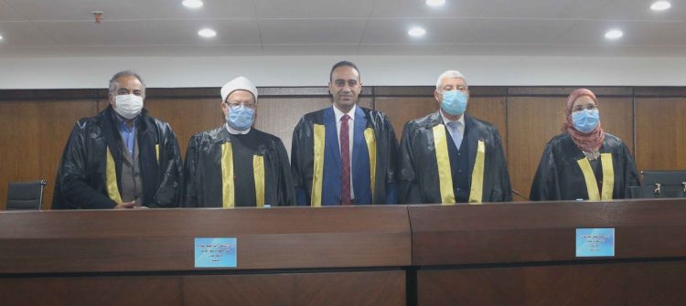 أحمد رجب أبو العزم ينال درجة الدكتوراه من جامعة حلوان بتقدير امتياز 1 أحمد رجب أبو العزم ينال درجة الدكتوراه من جامعة حلوان بتقدير امتياز