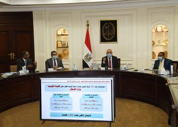 وزير الإسكان يتابع الاستعدادات لتوصيل خدمات الصرف الصحى للمناطق الريفية ضمن المبادرة الرئاسية “حياة كريمة”